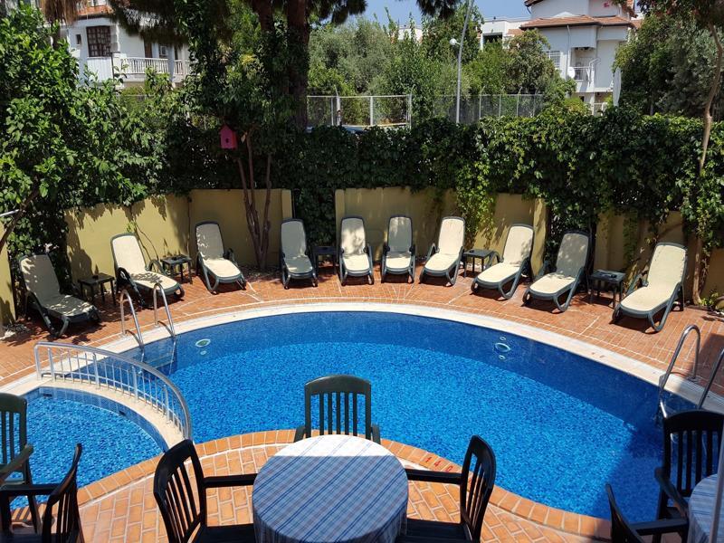 Bade Hotel Kemer