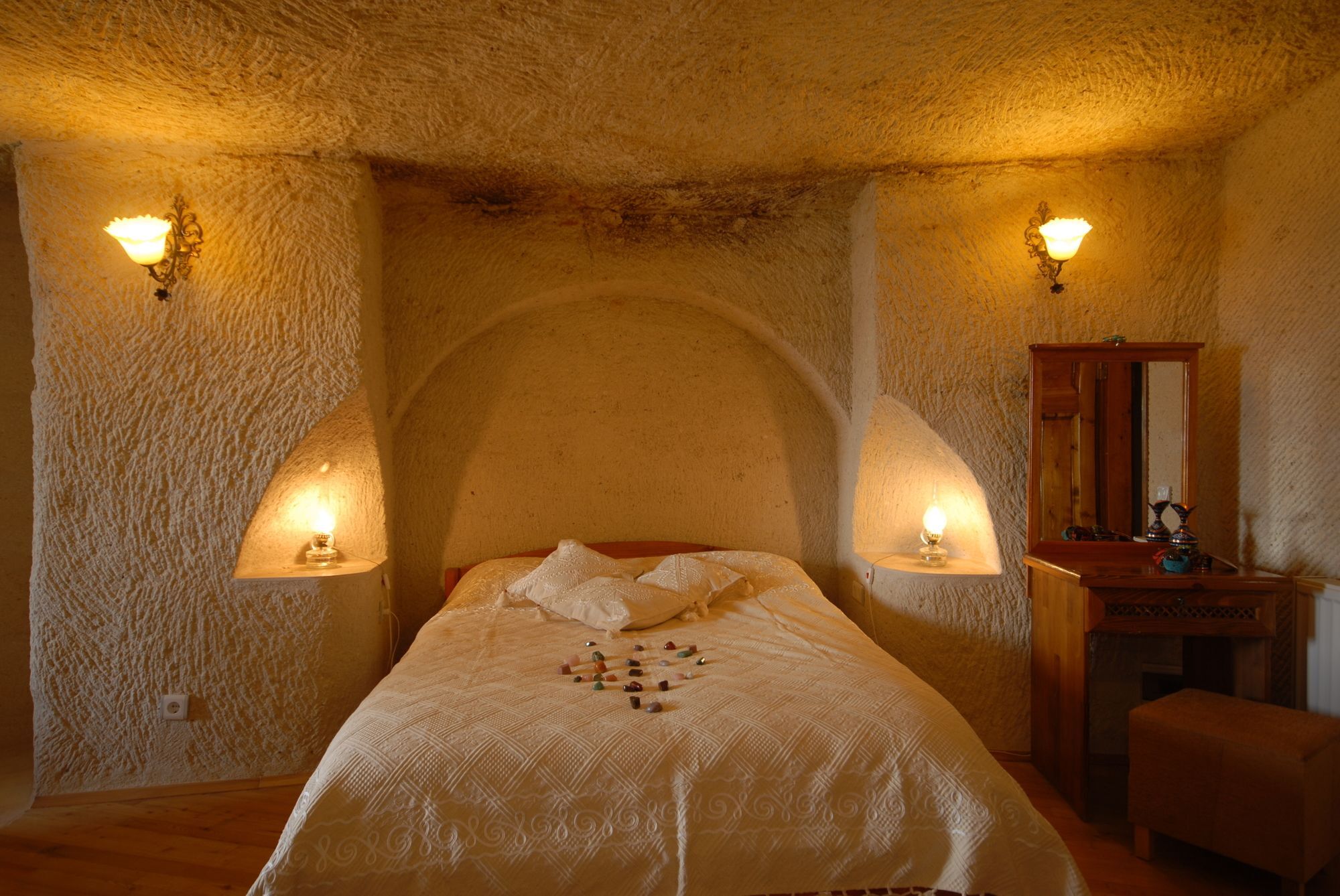 Hotel Arif Cave