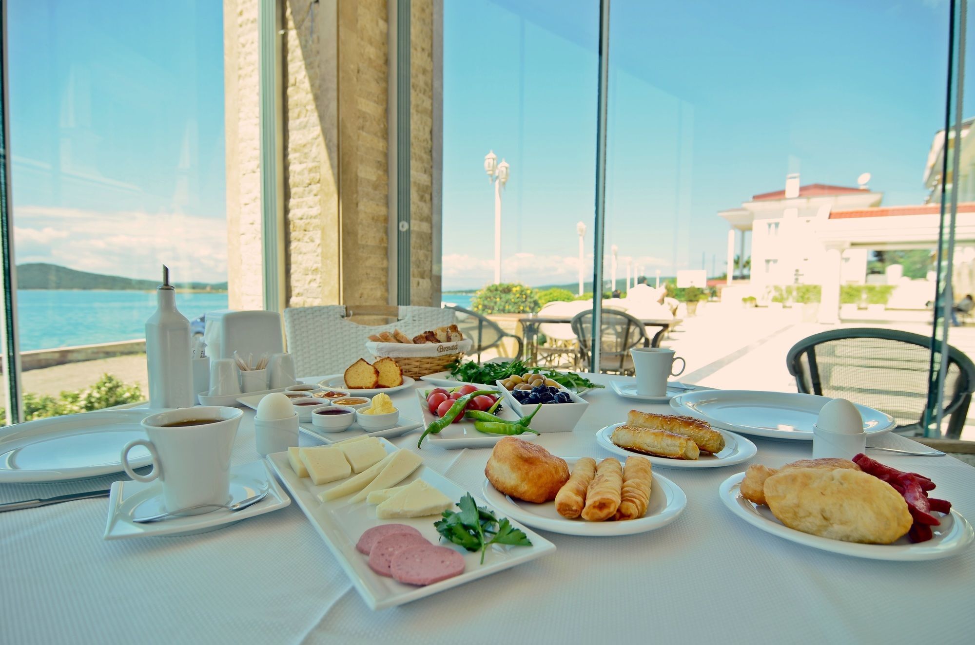 Hotel Cunda Kivrak 2*