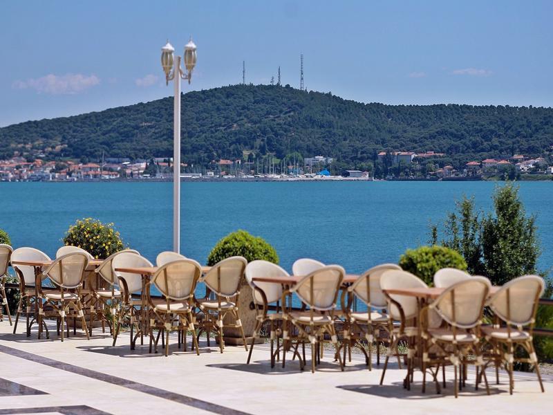 Cunda Kivrak Hotel 2*