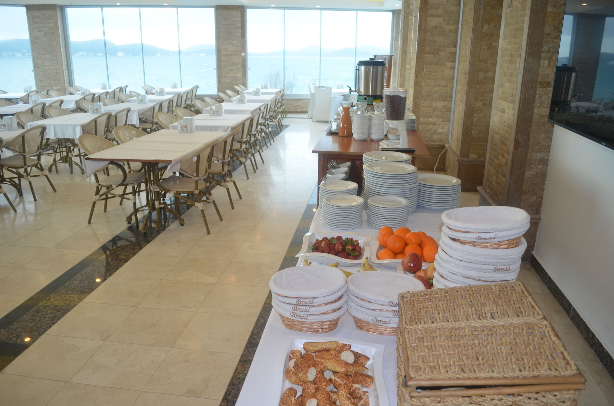 Cunda Kivrak Hotel 2*