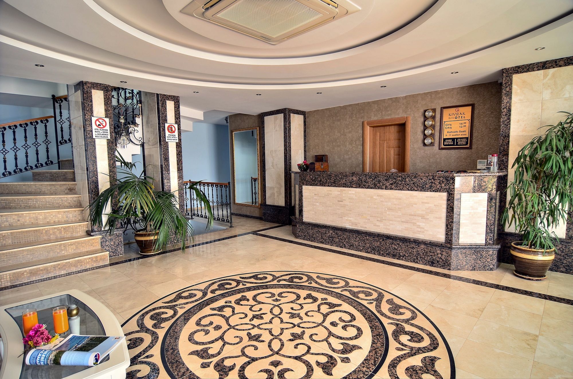 Hotel Cunda Kivrak 2*