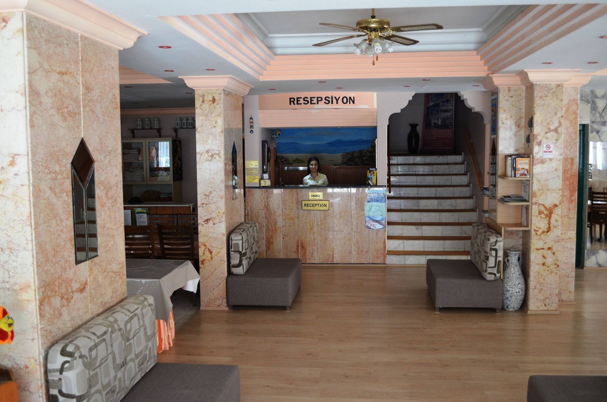 Hotel Megas