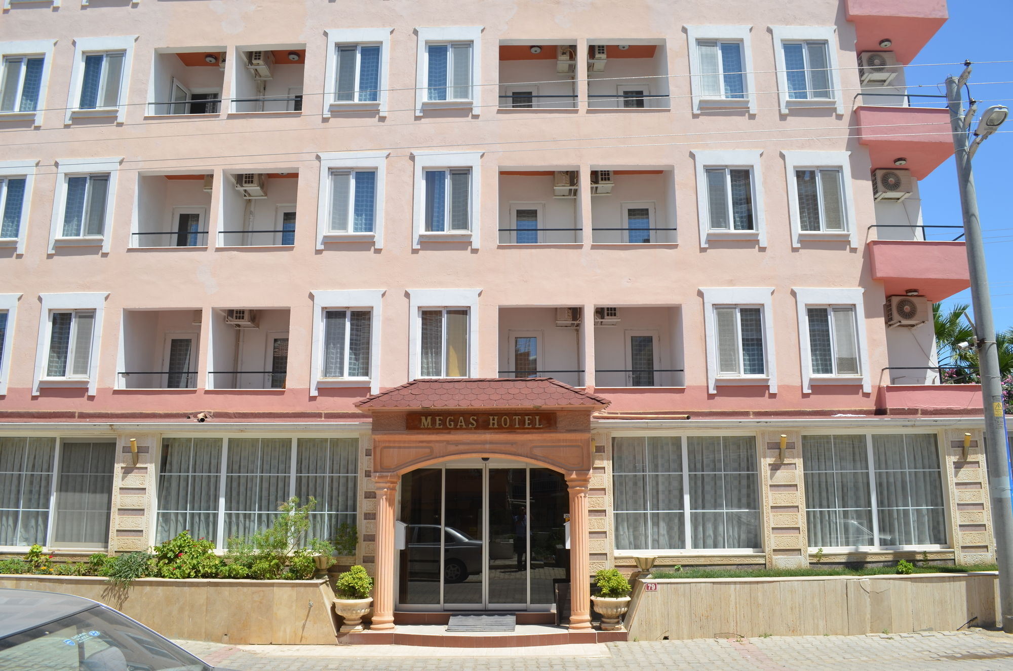 Hotel Megas