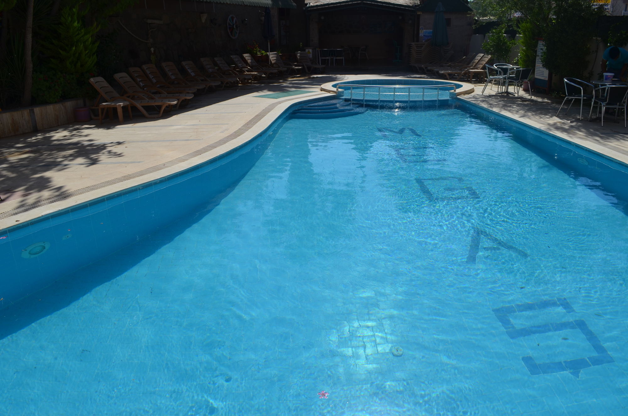 Hotel Megas 3*