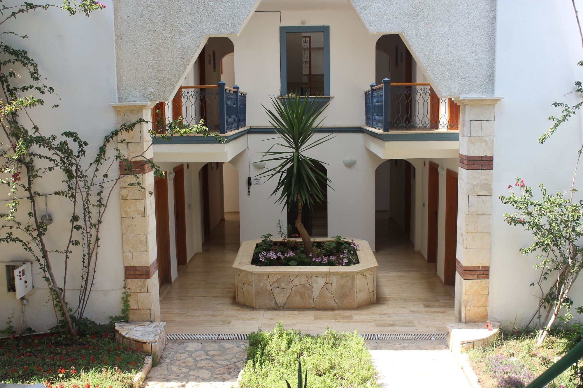 Korsan Ada Hotel 2*