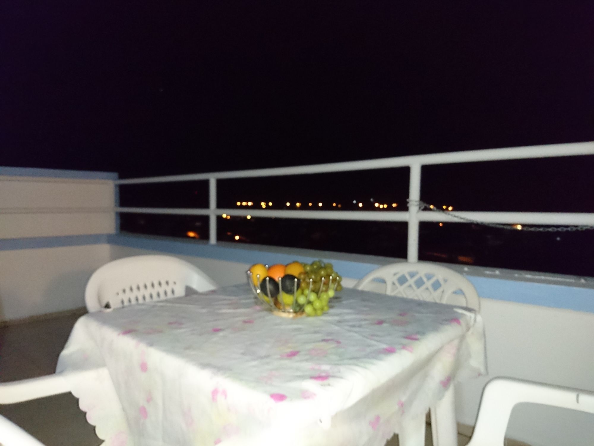 Beyaz Ev Alacati