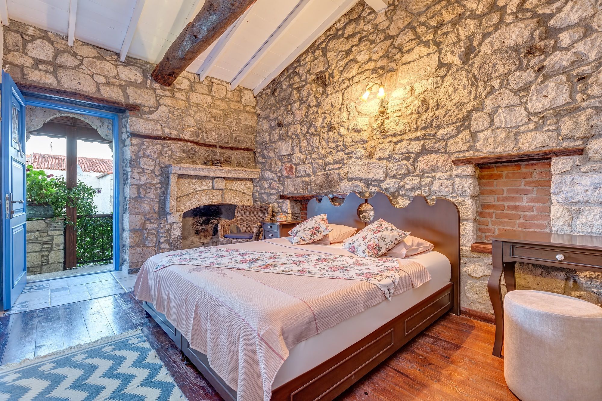 Guest house Eski Ev 5*
