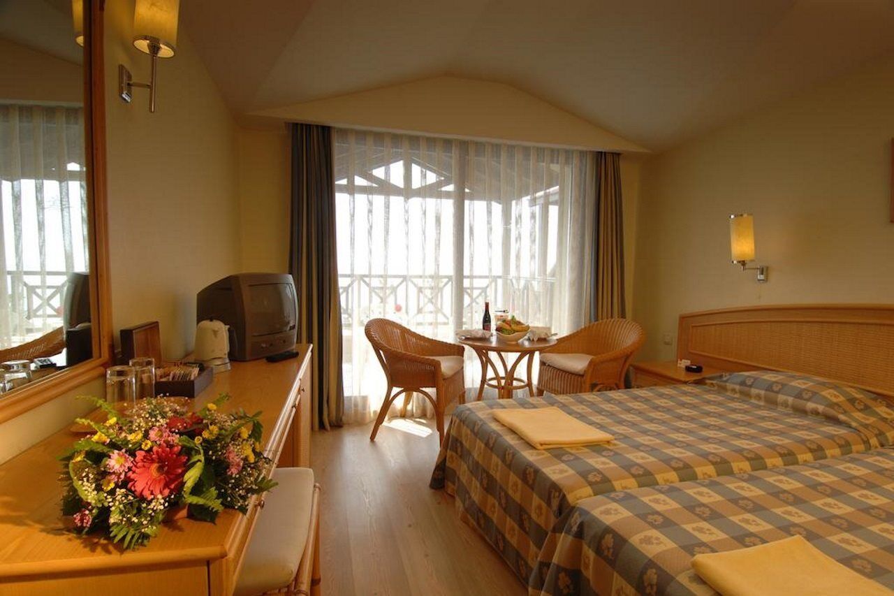 Armas Labada Resort 5*