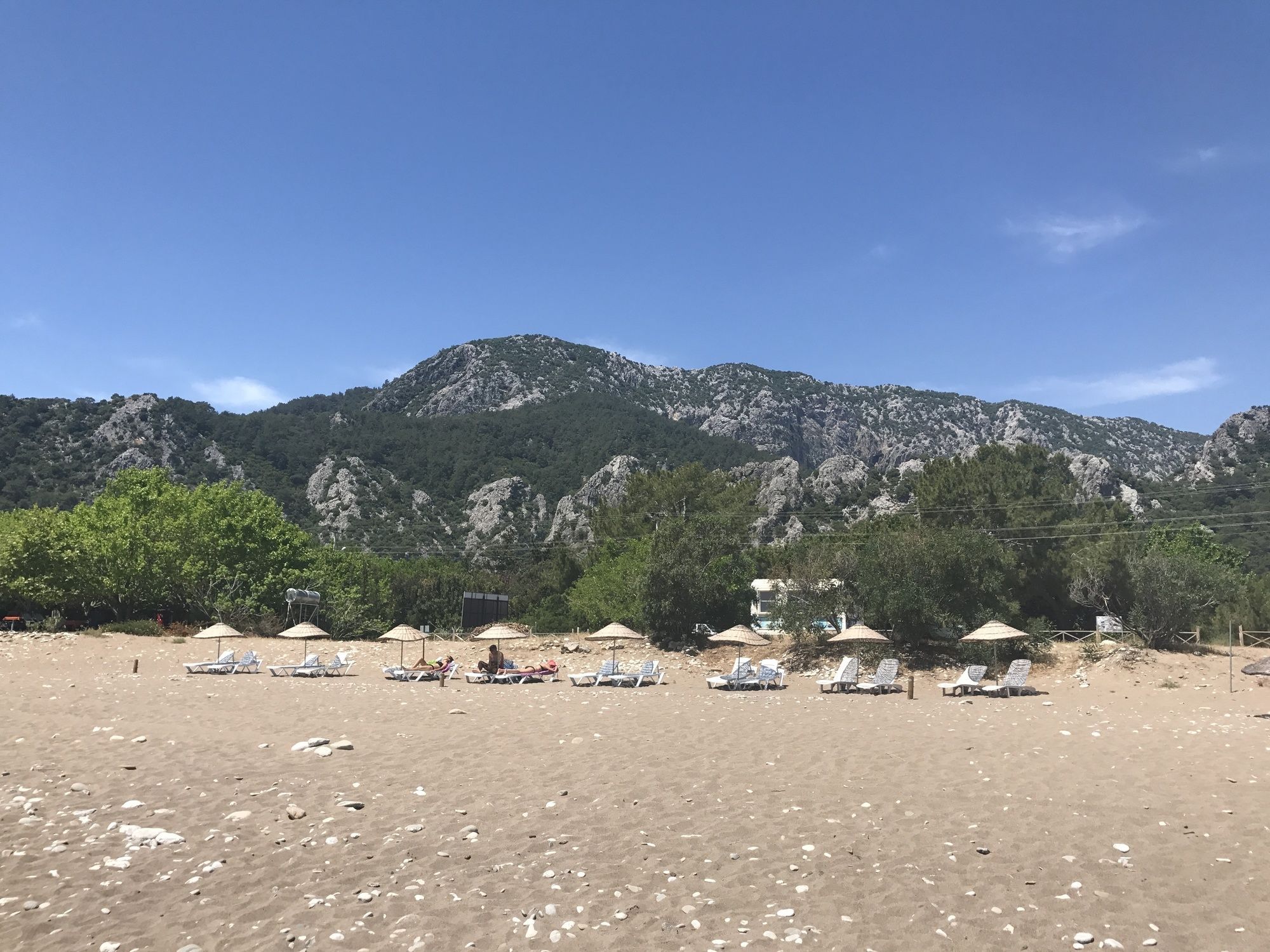 Baris & Holiday park