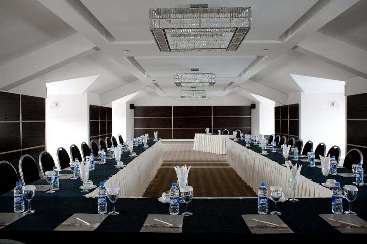 Hotel Bilkent And Conference Center