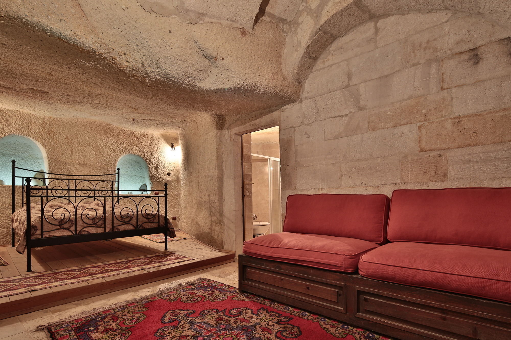 Chelebi Cave House Hotel 2*