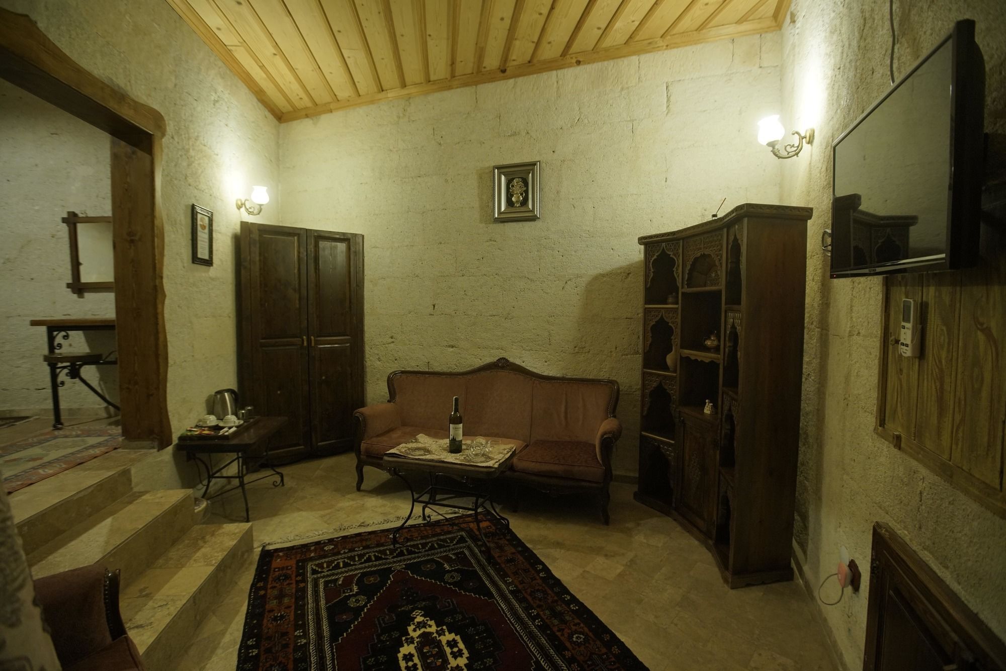 Hotel Chelebi Cave House