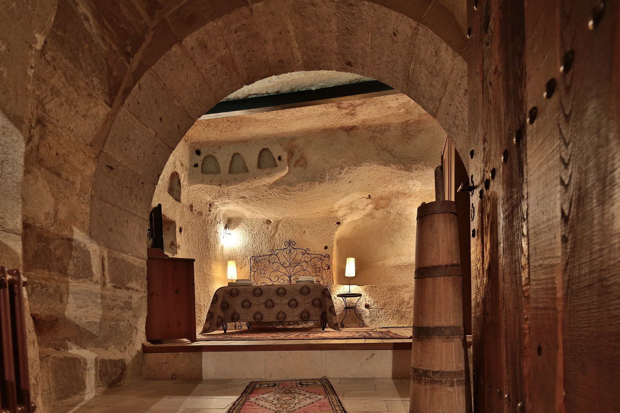 Chelebi Cave House 2*