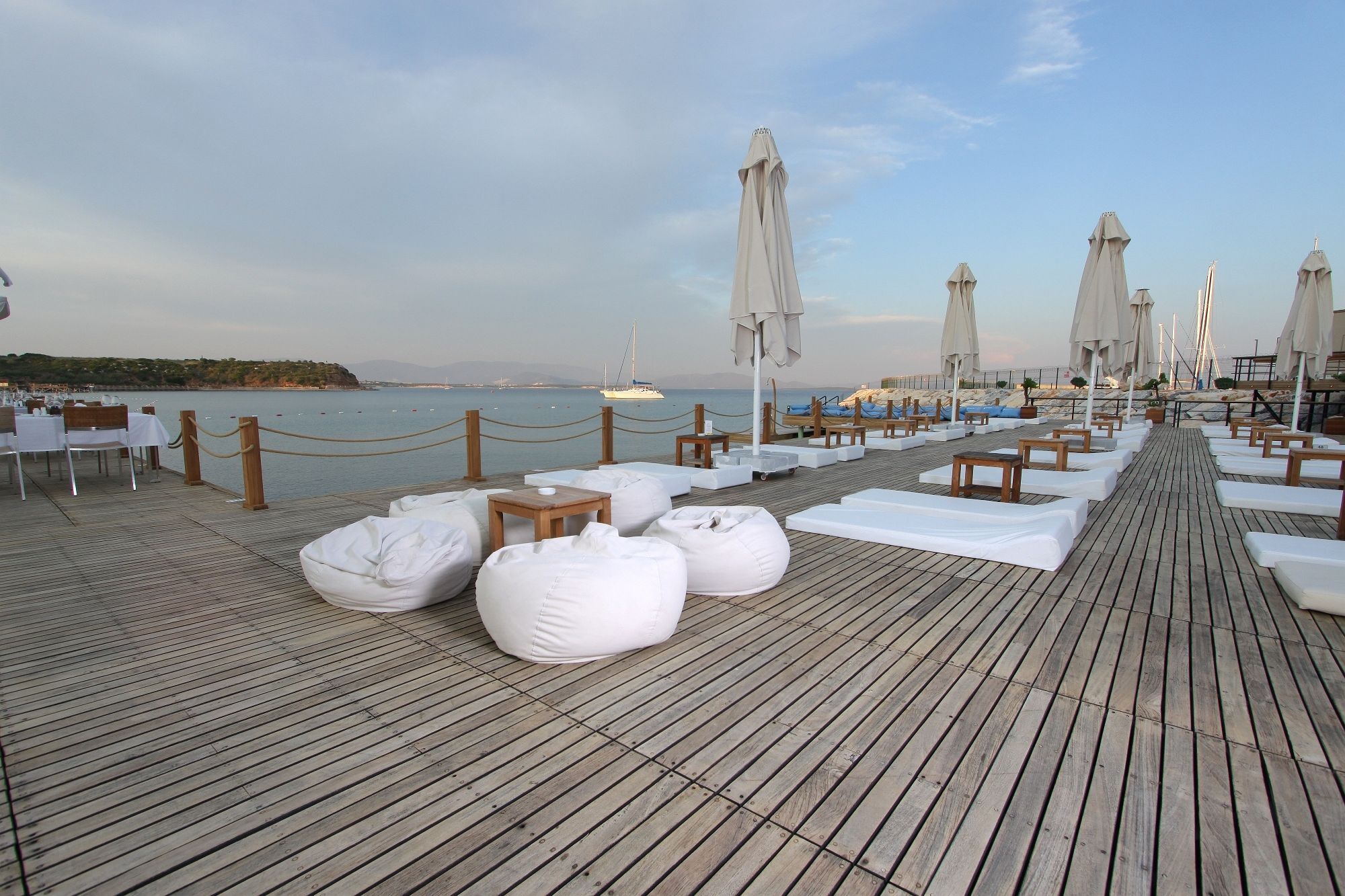 Yacht Club Hotel