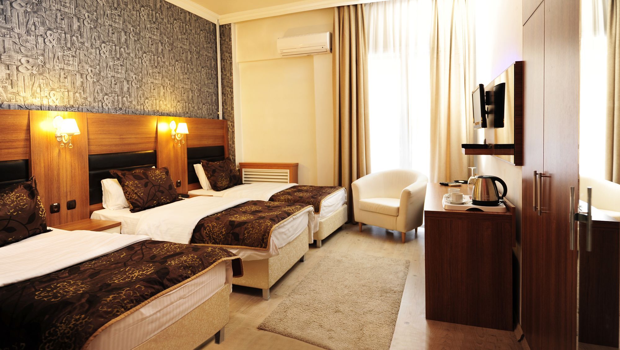 Hotel Tanik 3*
