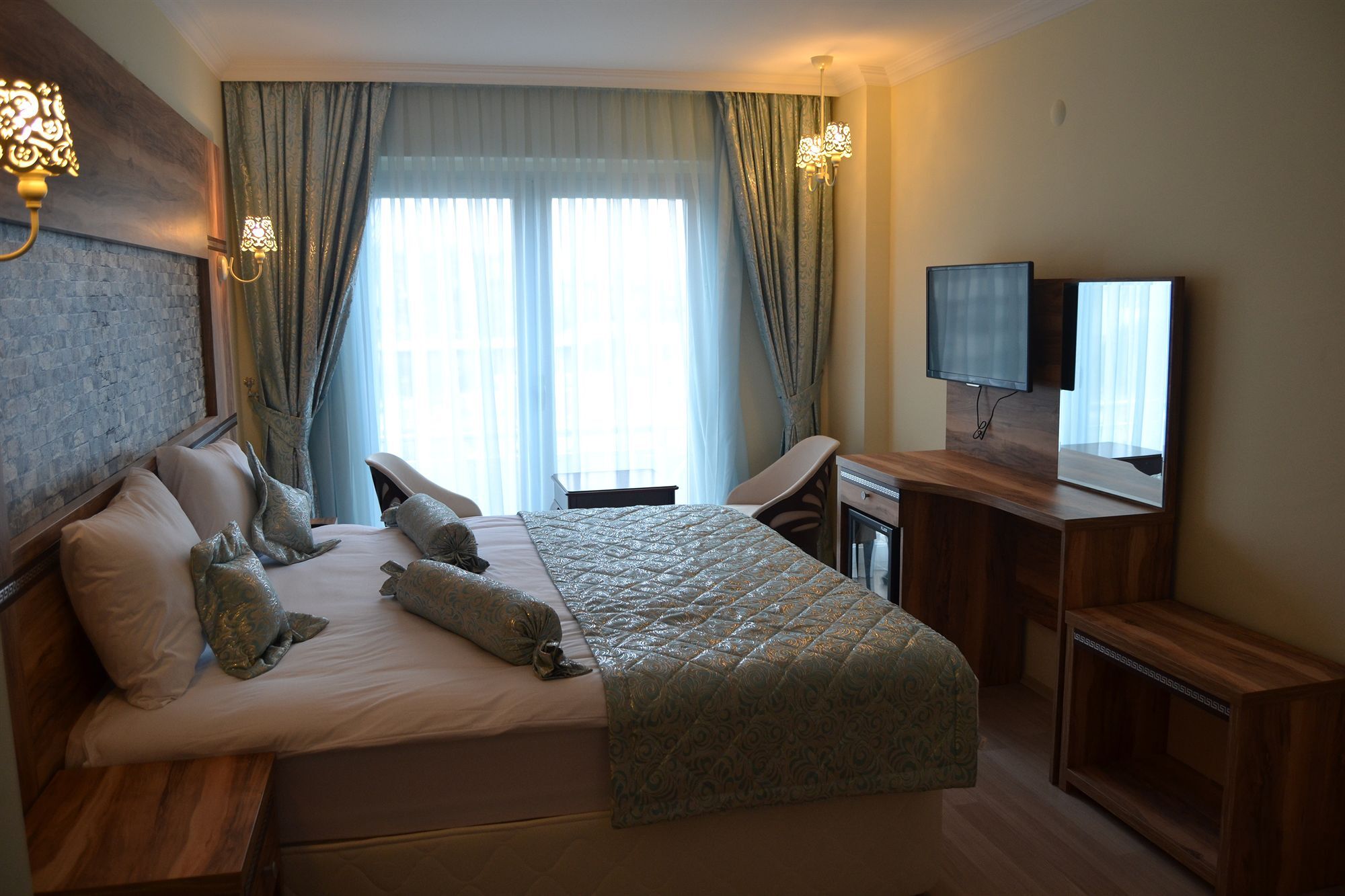 Hotel Fengo & Trabzon