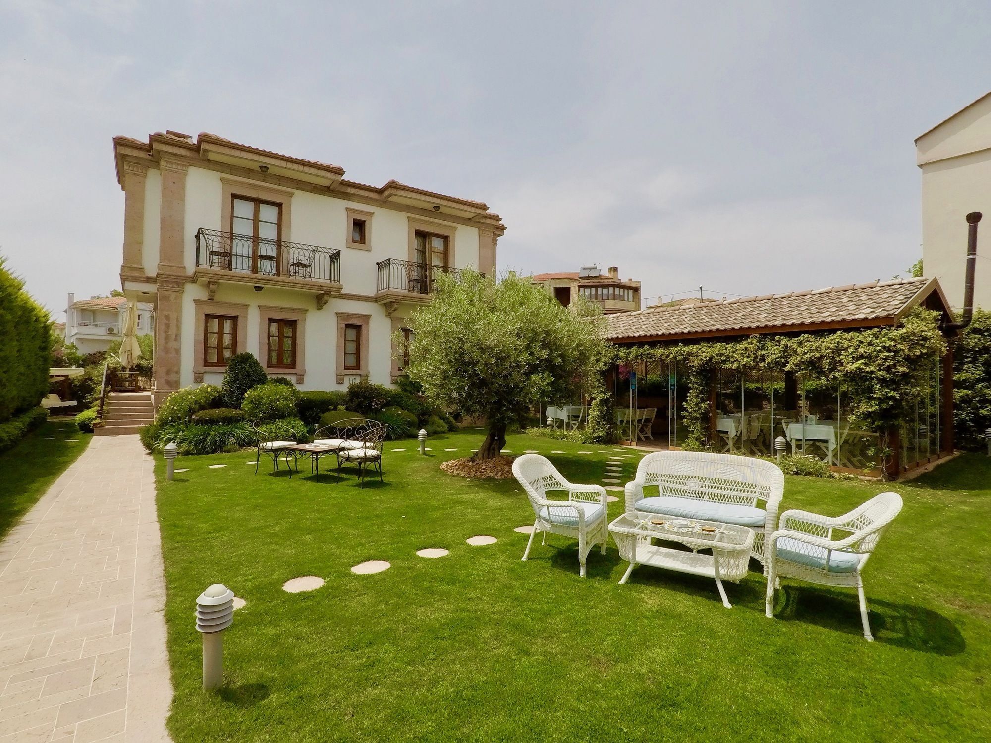 Hotel Tas Bahce Cunda *