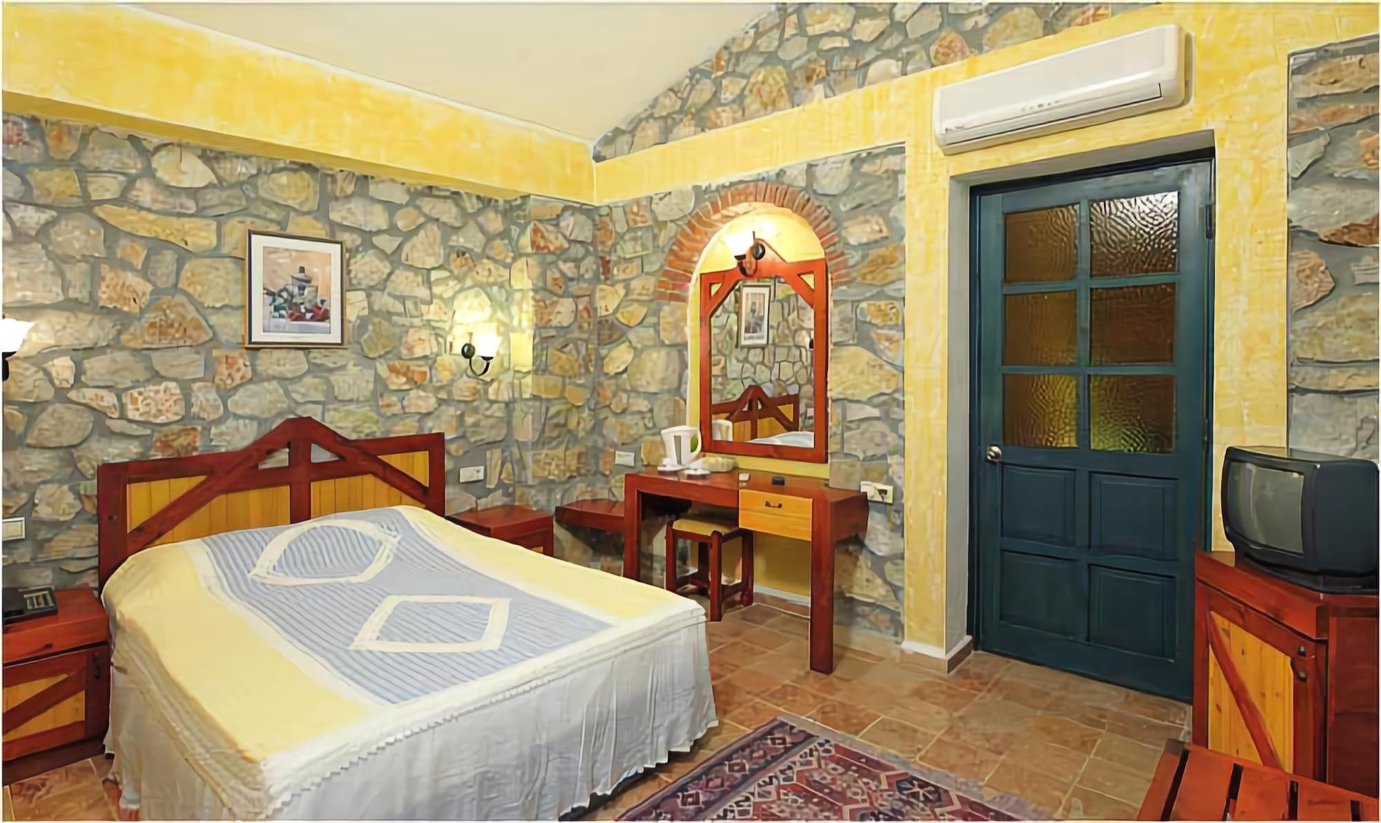 By Z 4* Oludeniz