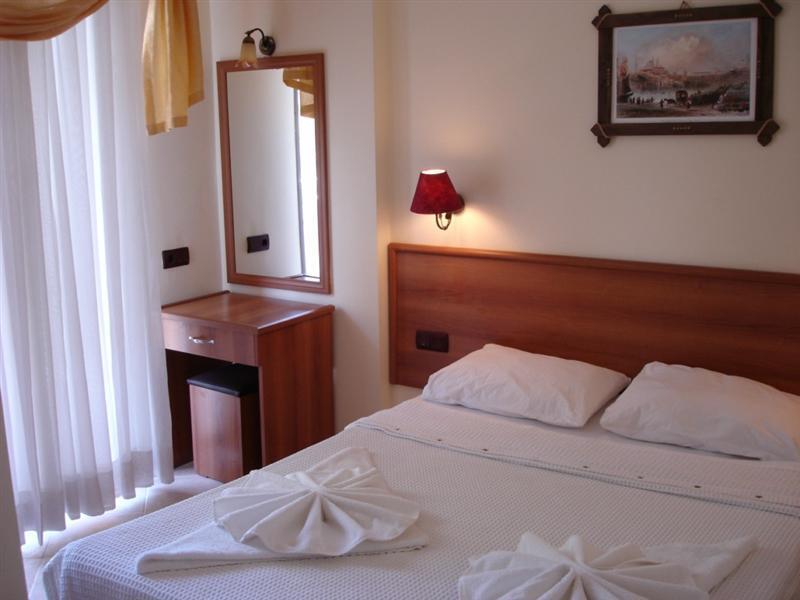 Mutlu Aparthotel