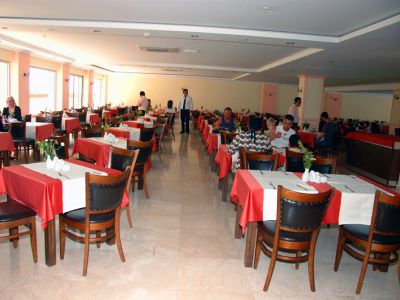 Town Hotel Side