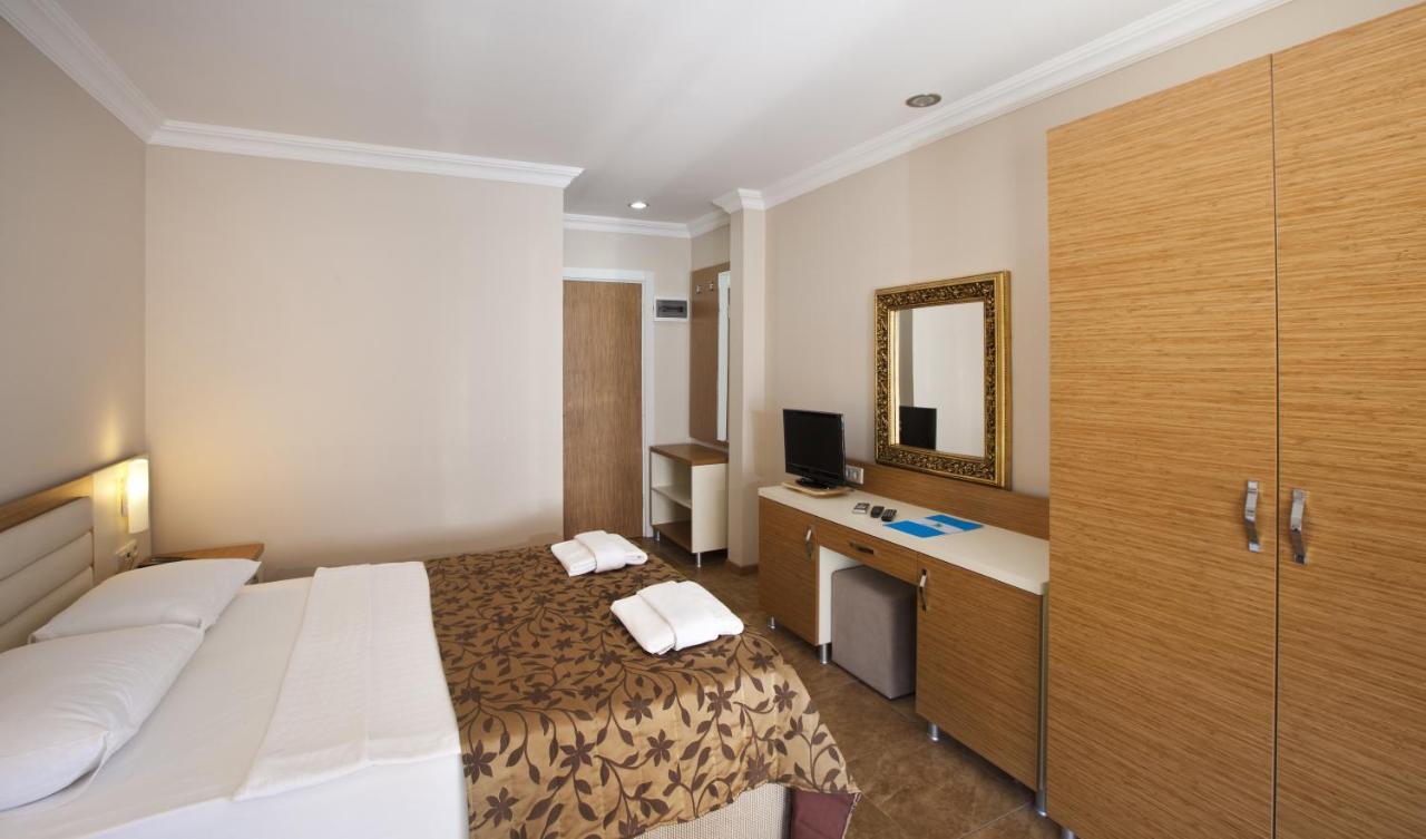 Hotel Risa
