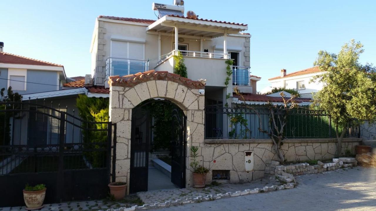 Pembe * Alacati