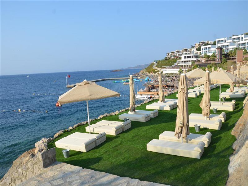 Nomia Boutique 3*