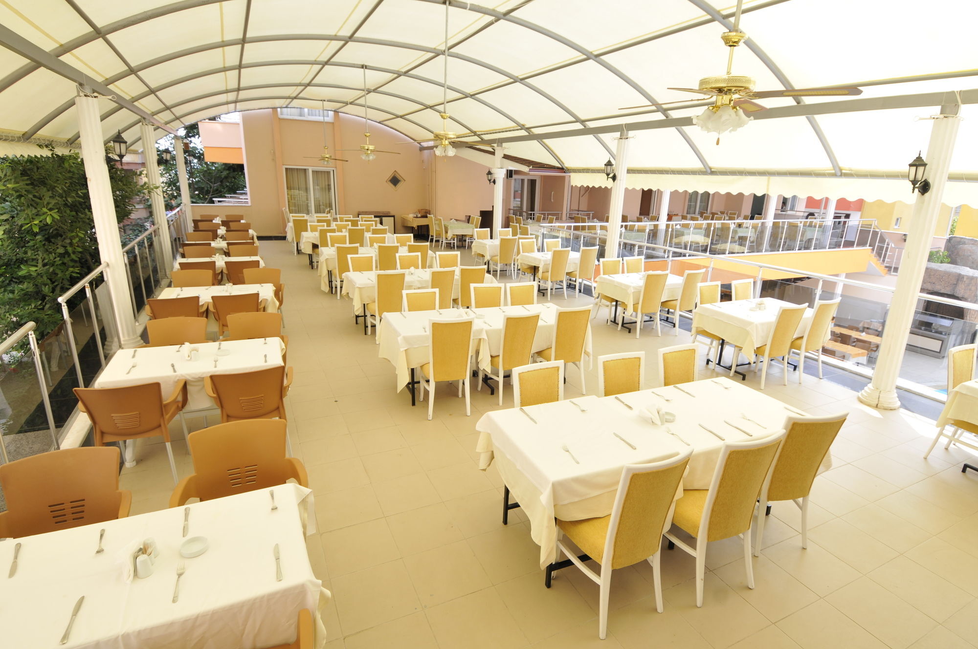 Hotel Klas Dom
