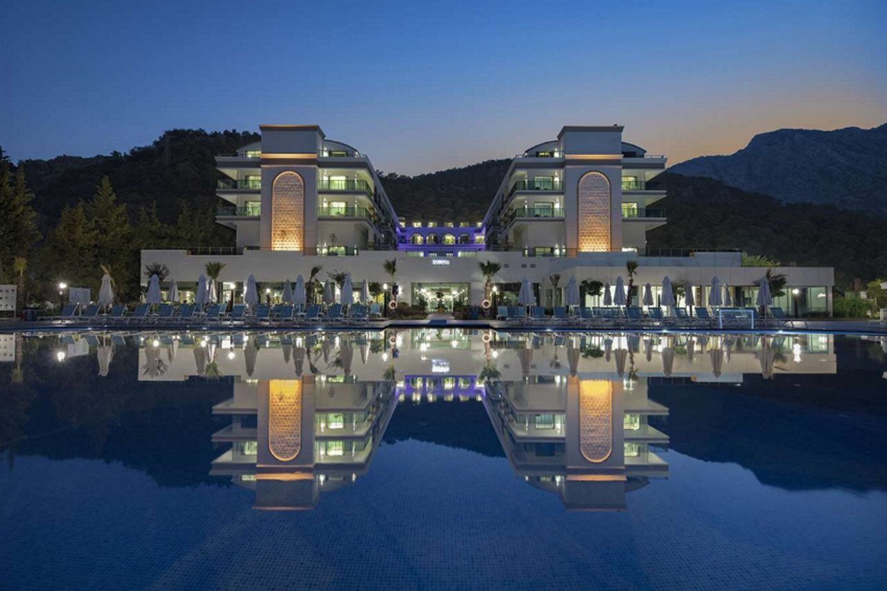 Hotel Dosinia Luxury 5*