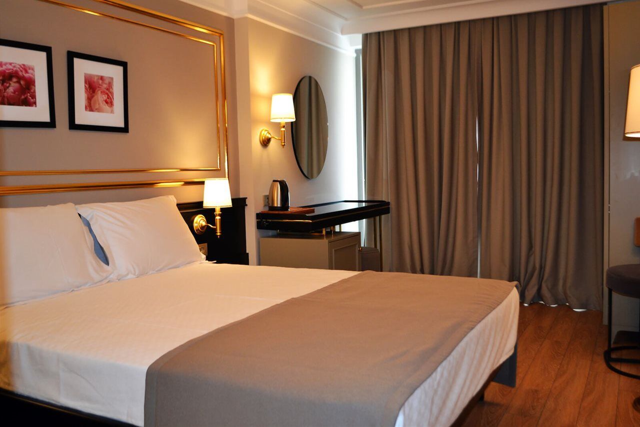 Hotel Reo - Ex Pacco 4*