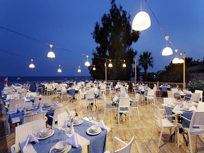 Justiniano Club Okurcalar