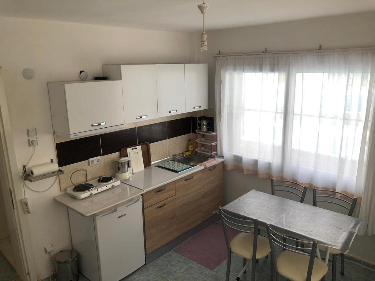 *** Beyaz *** Apartment