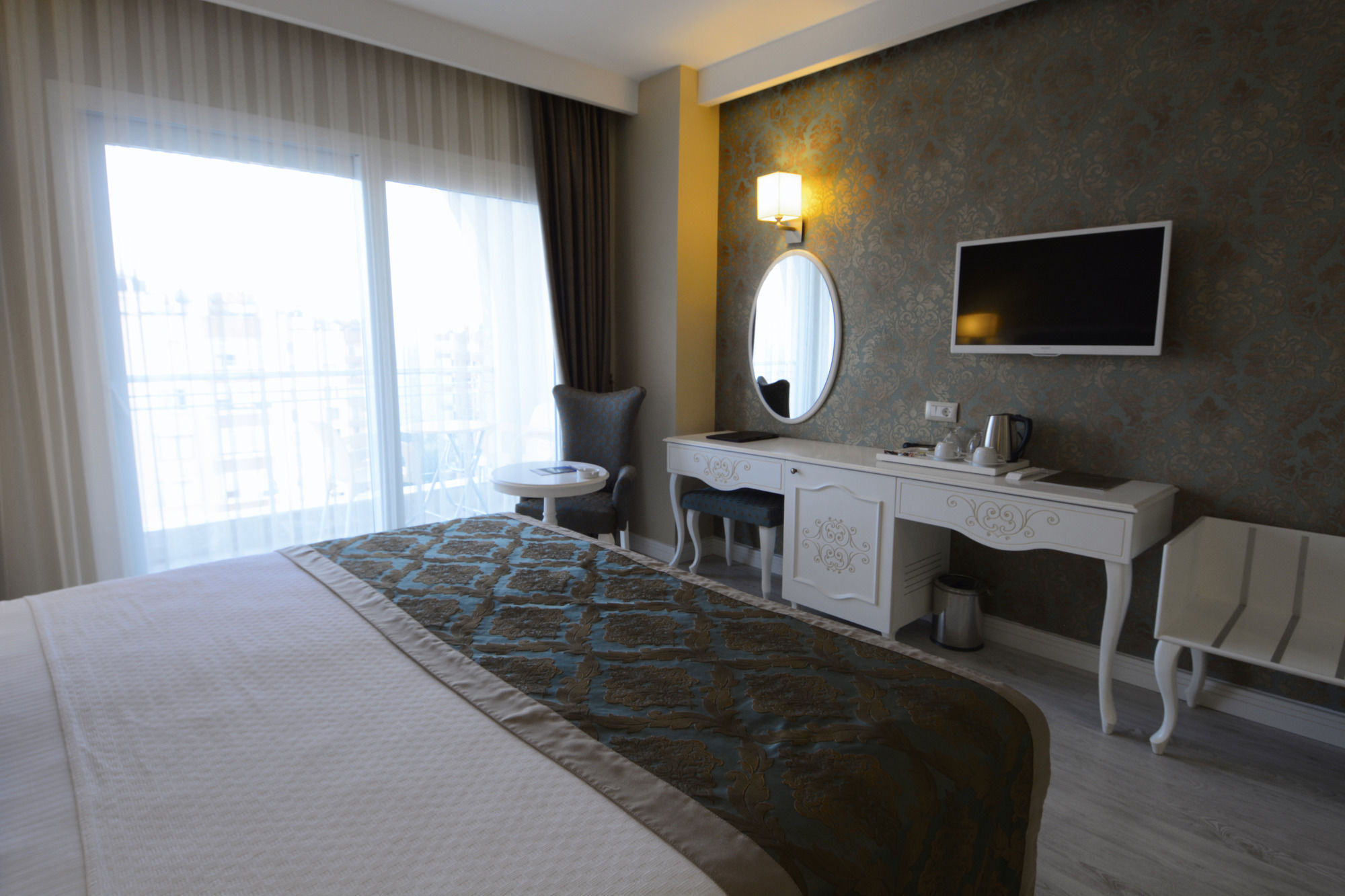 Navona Hotel 4*