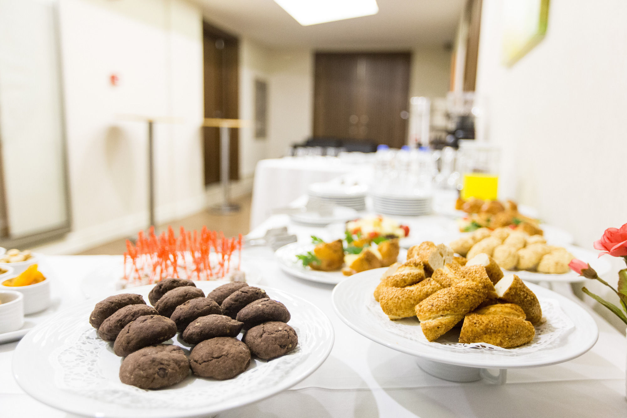 The Grand Mira Business Hotel 4*
