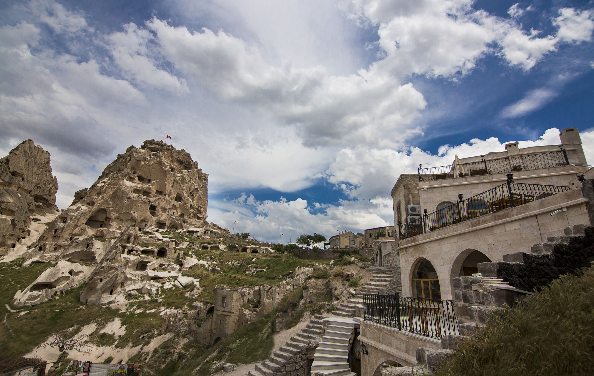 Hotel Caldera Cave & Restaurant