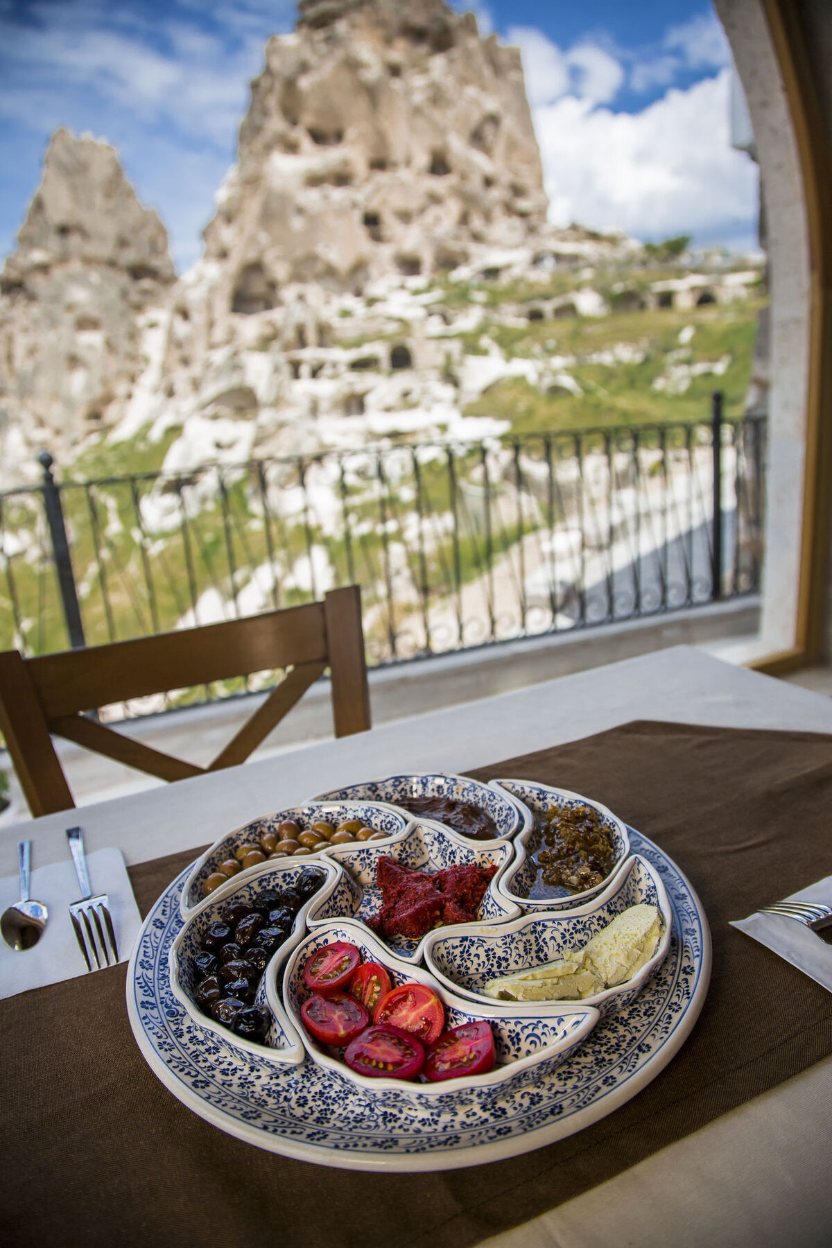 Caldera Cave & Restaurant Hotel 4*