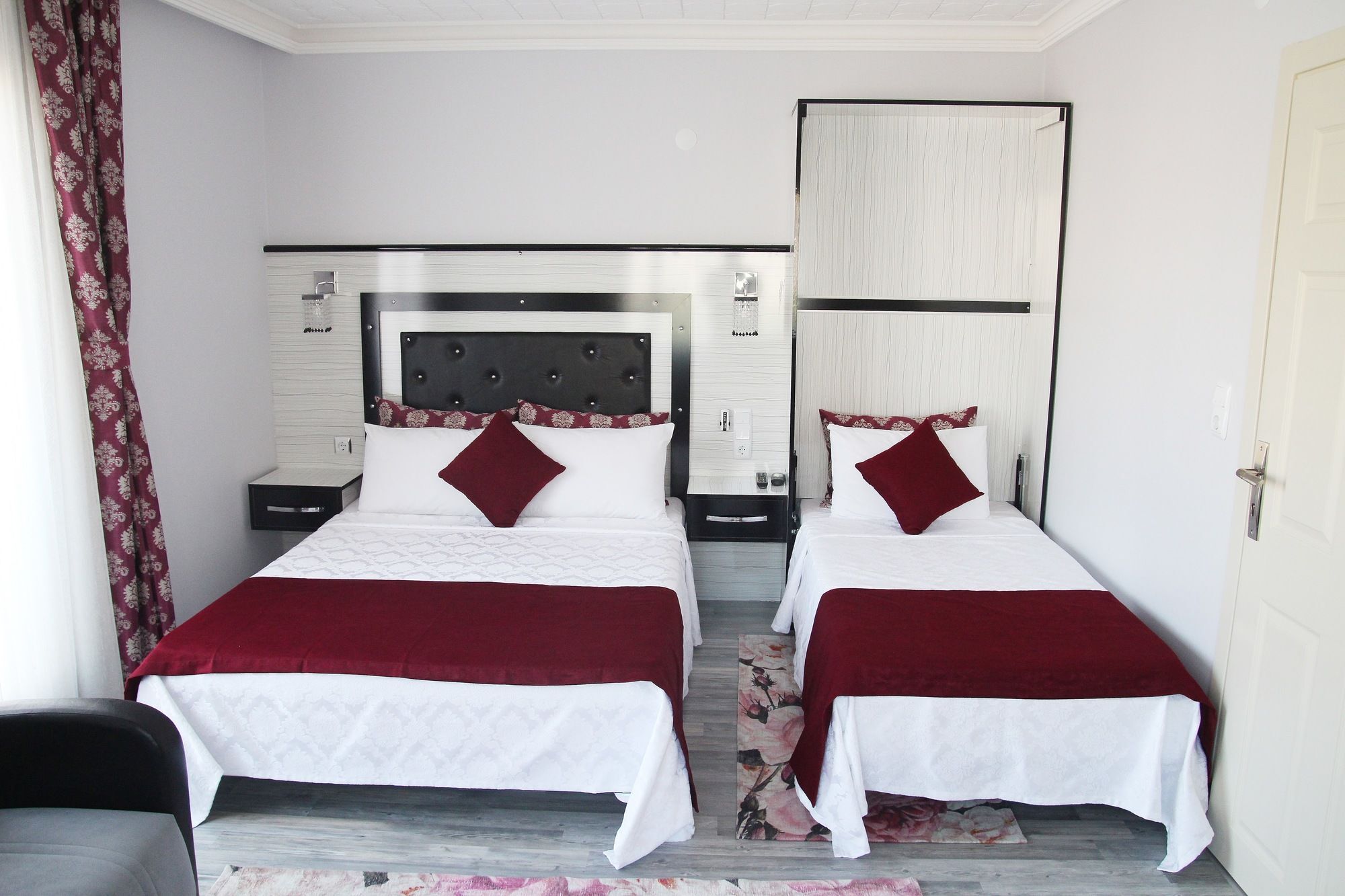 Kural Guest house *