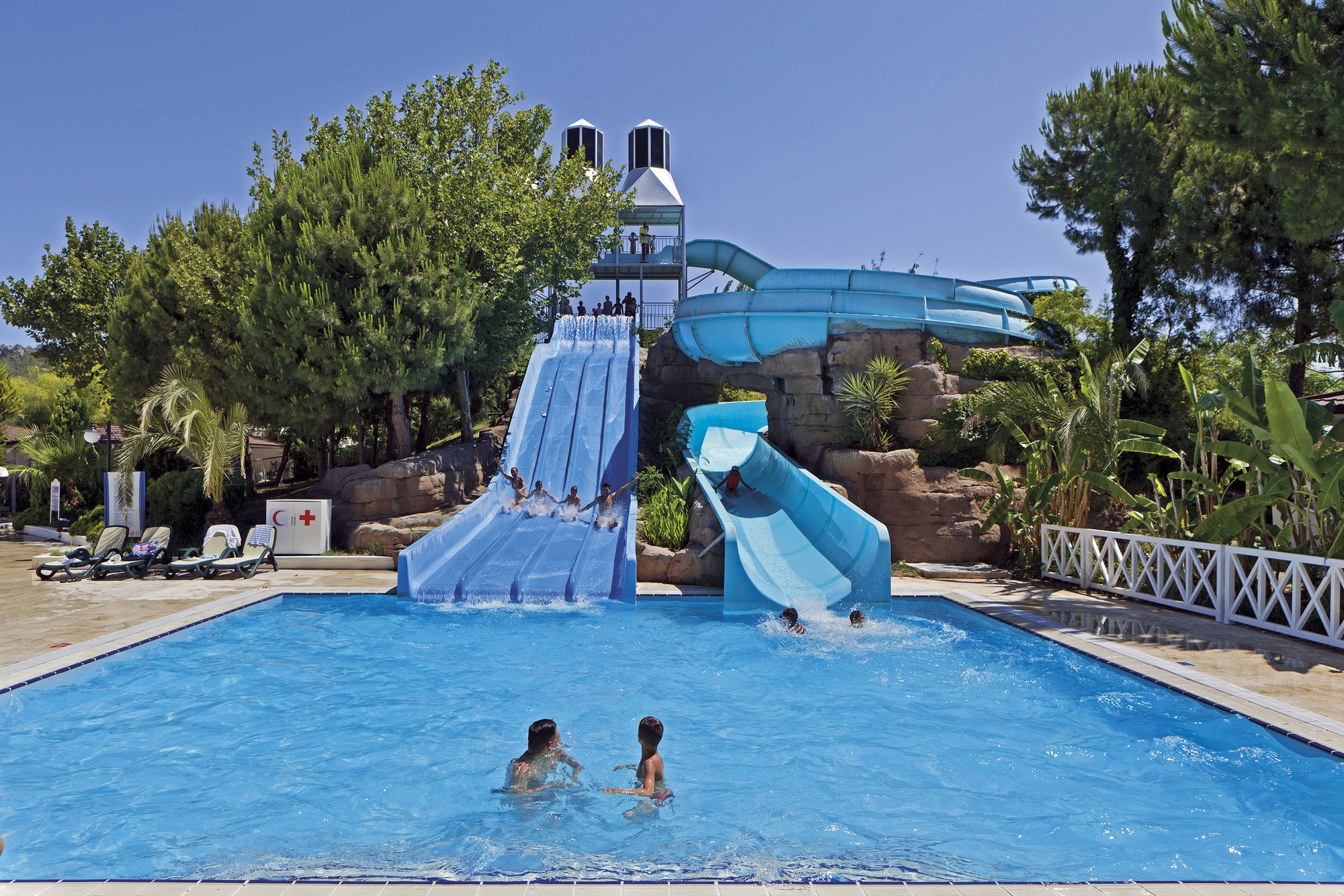 Swandor & -