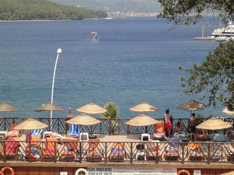 Golmar Hotel 3*