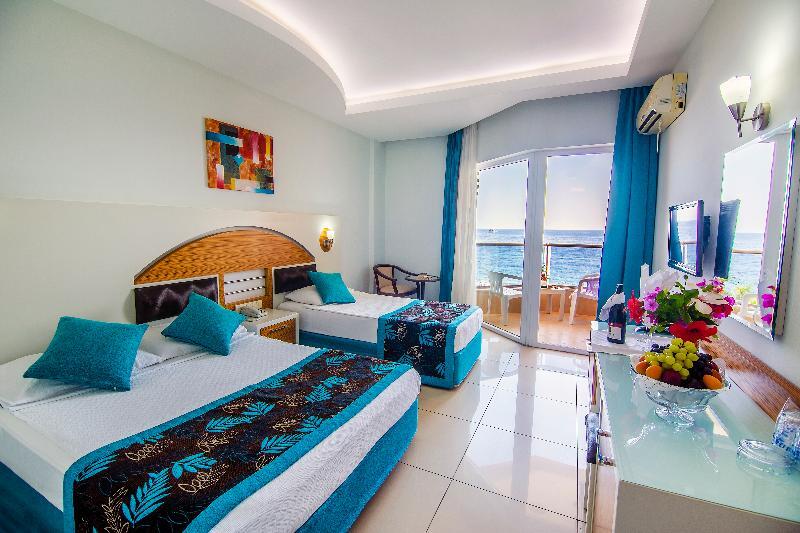 Hotel Kleopatra Ada