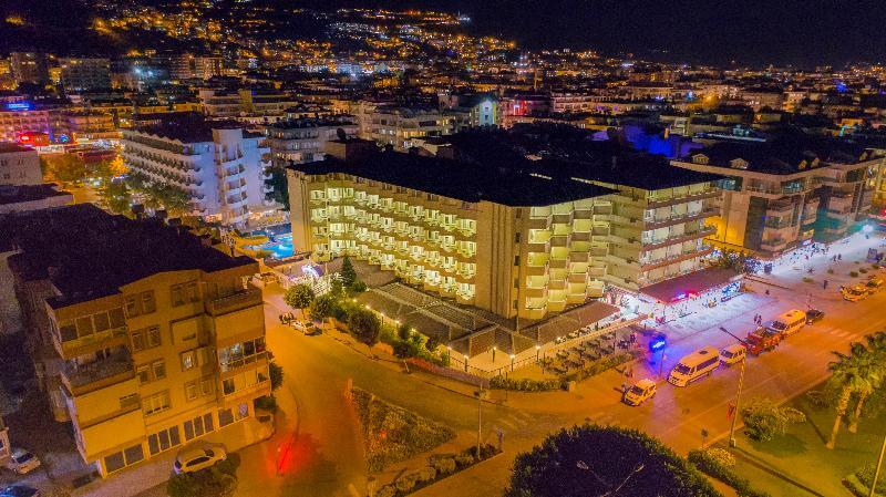 Hotel Kleopatra Beach 4*