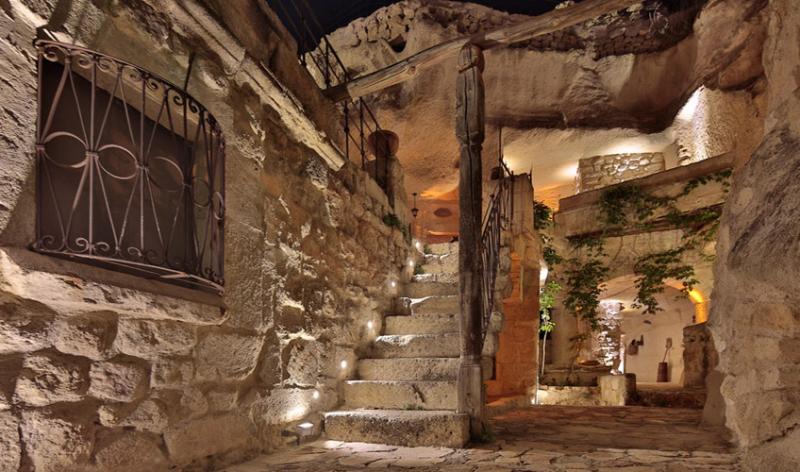 Evi Cave Hotel