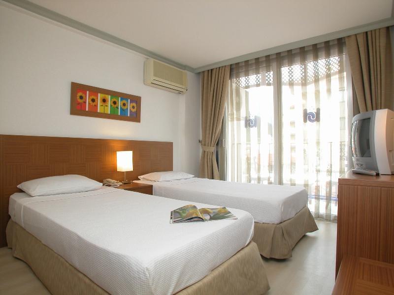 Hotel Devamli 3*