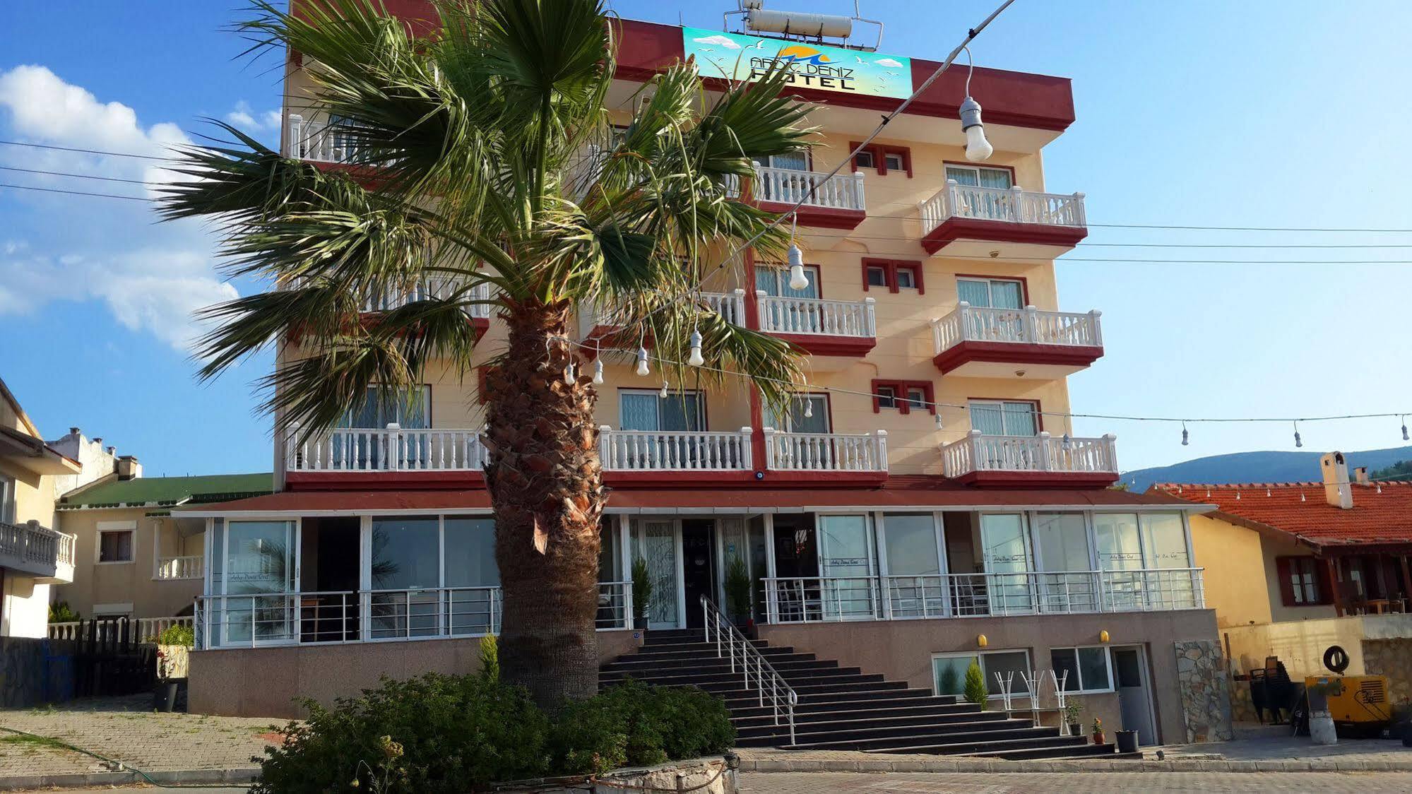 Ardic Deniz * Karaburun (Izmir)