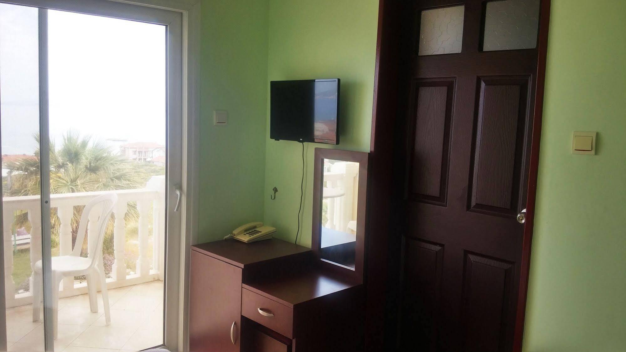 Ardic Deniz Hotel Karaburun (Izmir)
