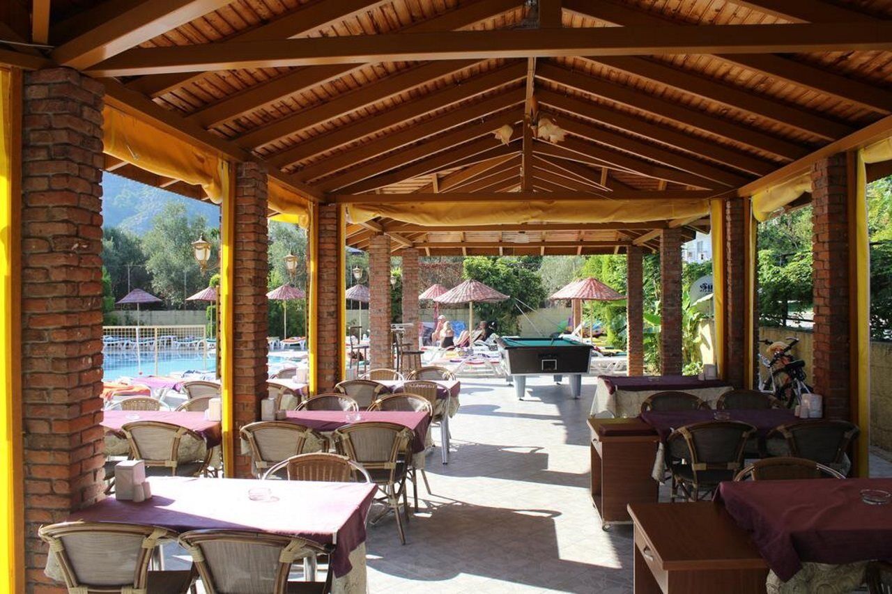 Club Sun Village Aparthotel 3*