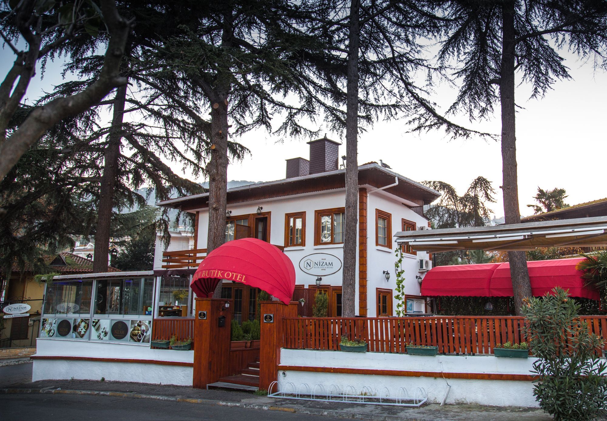Nizam Butik Bueyuekada Hotel