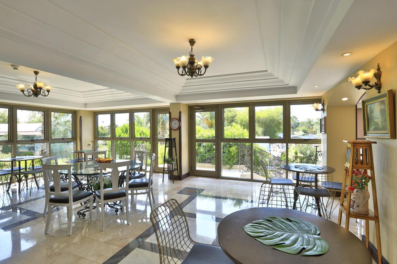 Club Yali & Hotel 5*
