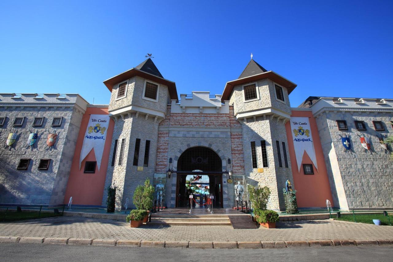 Hotel Club Yali & 5*
